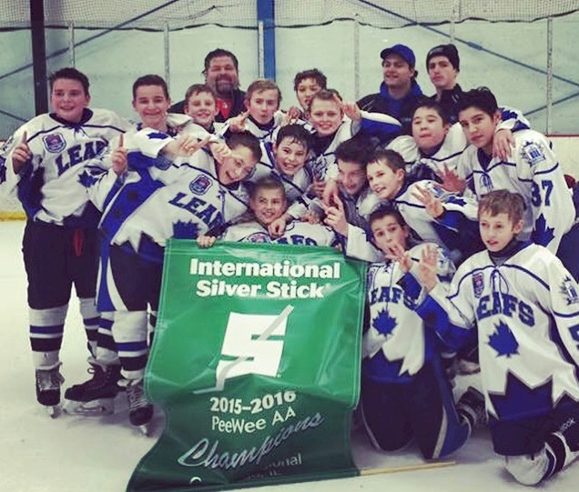 West Dundee Leafs 2015 Chicago Regional Silver Stick PeeWee Champions